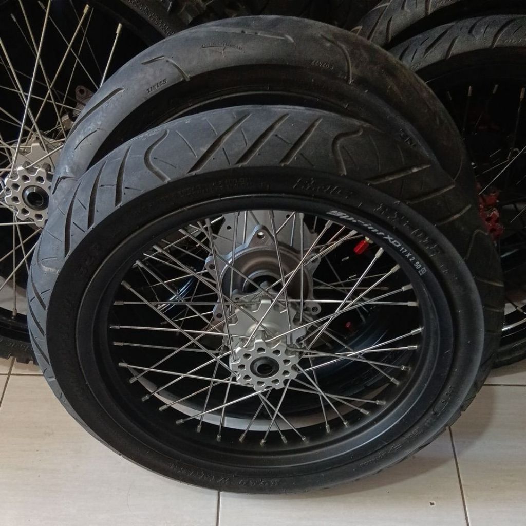 roda set supermoto CRF150 uk 250/300-17 bekas