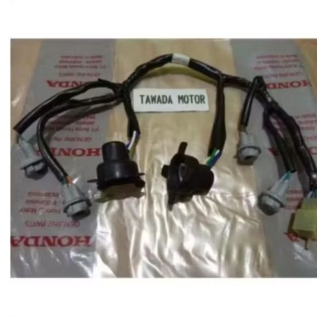 Pitting Lampu Depan (Socket Headlight Assy) – Vario Techno 110 karbu