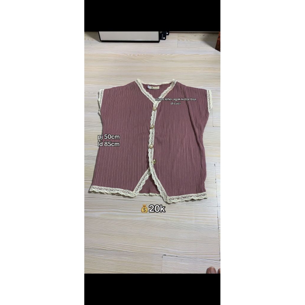 one seat wanita vest
