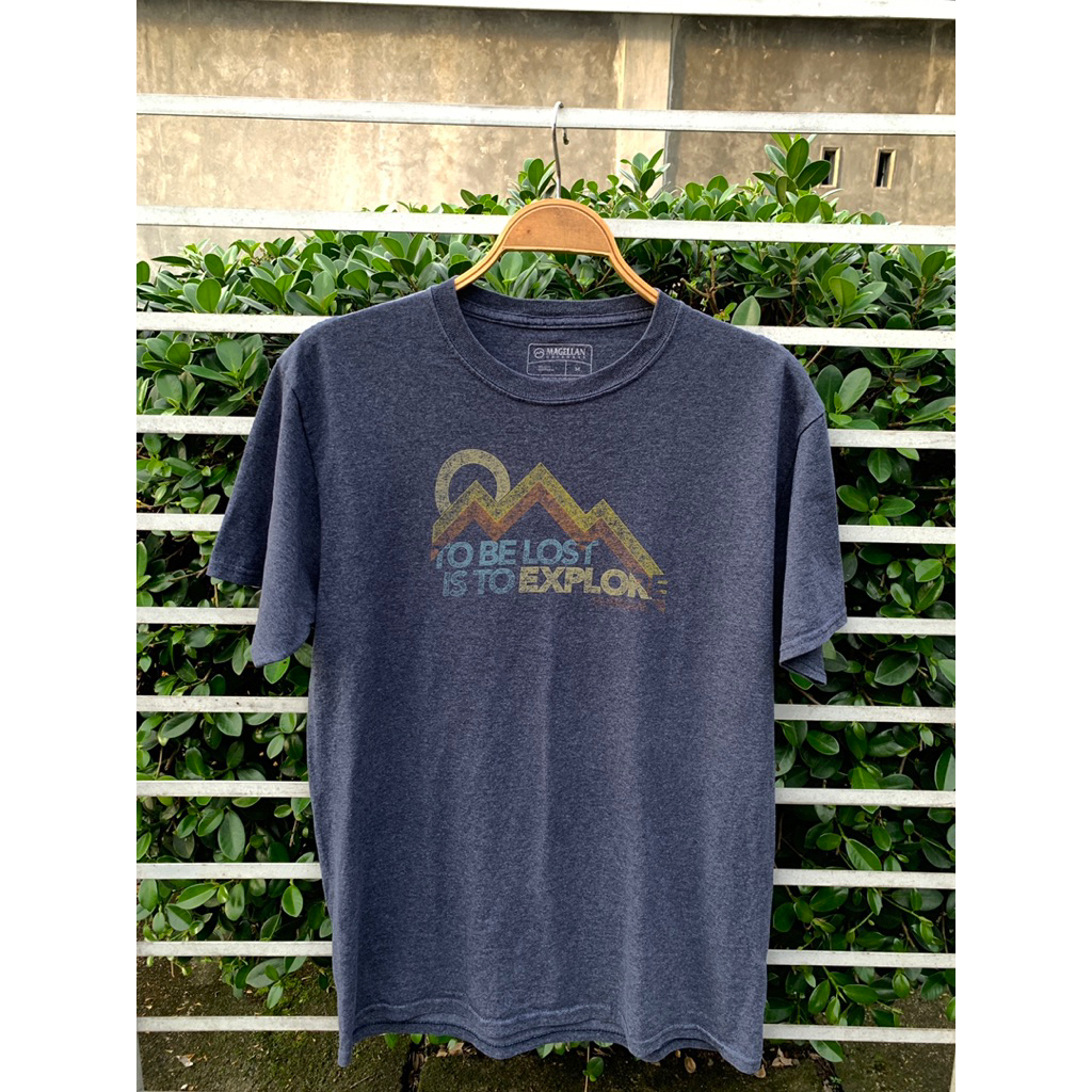 kaos oblong MAGELLAN size M