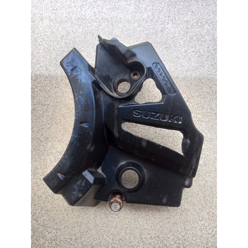 COVER GEAR DEPAN SUZUKI SATRIA FU FI