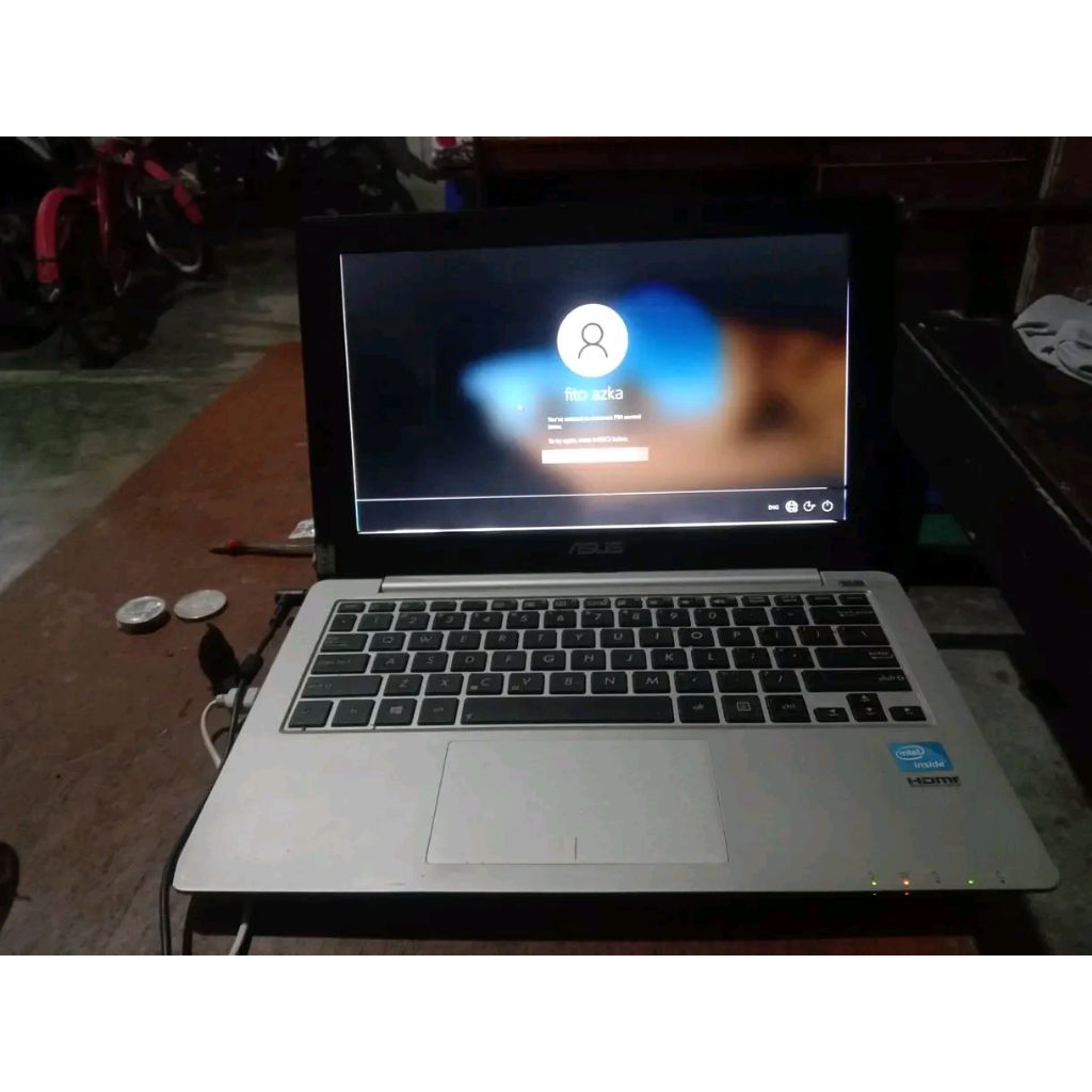 dibeli laptop rusak