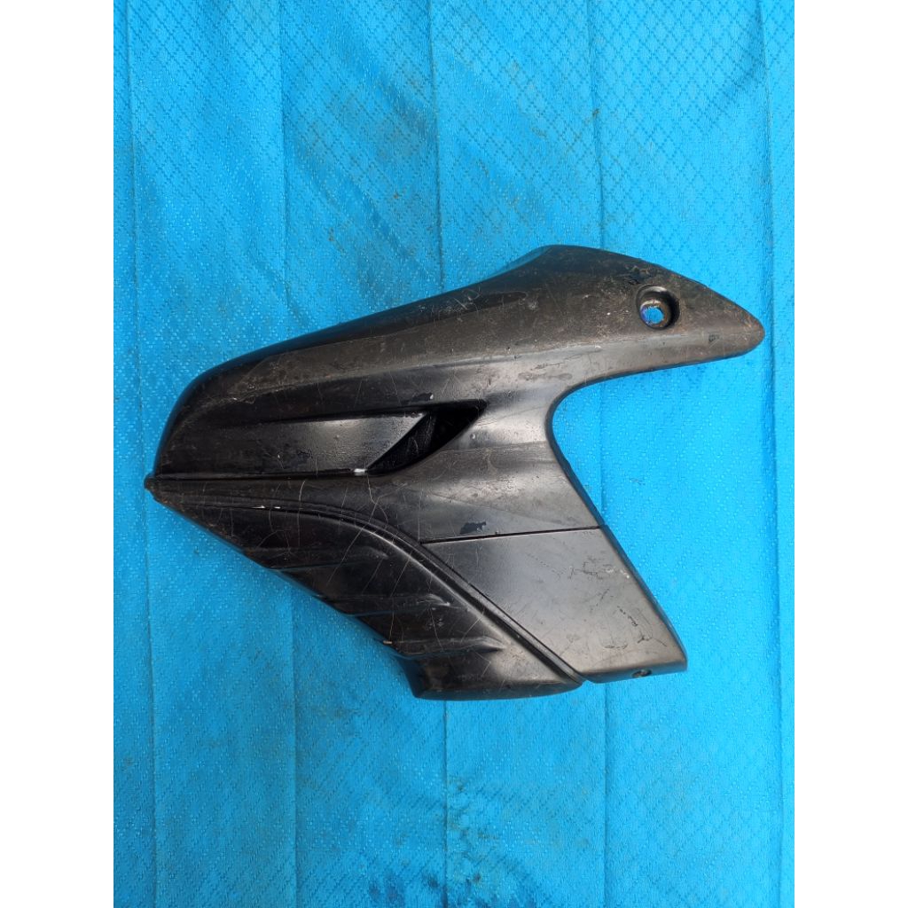 sirip tangki Honda Tiger Revo Original / sirip tangki sebelah kiri Tiger Revo Original copotan