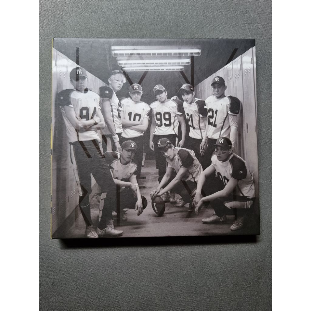 EXO - Love Me Right + poster