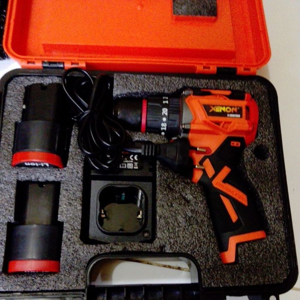 Bor cordles Xenon 18V