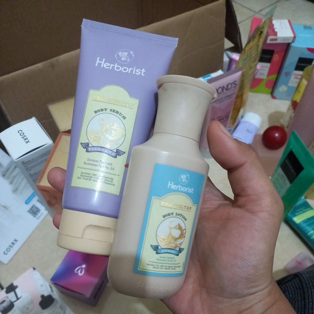 herborist body serum & herborist body lotion