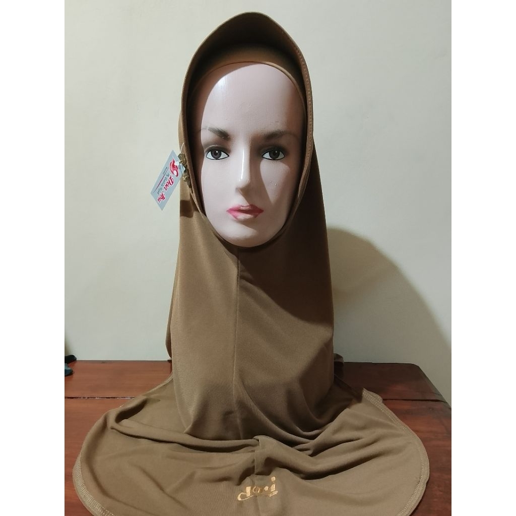 HIJAB INSTAN DOI UKURAN M