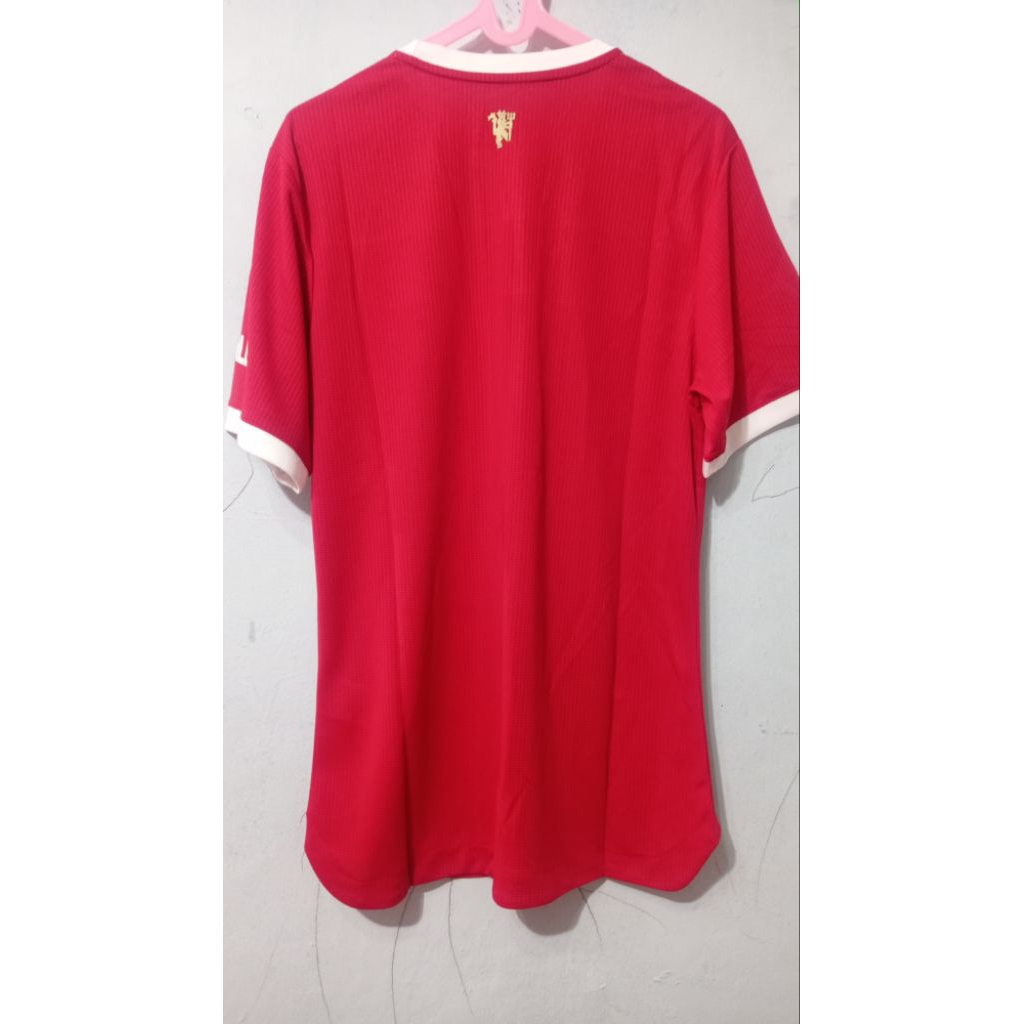 Jersey Manchester United player issue