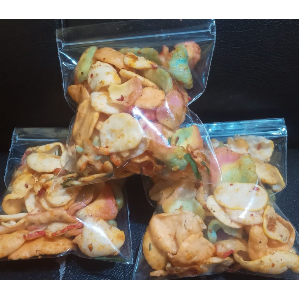 KERUPUK PEDAS DAUN JERUK