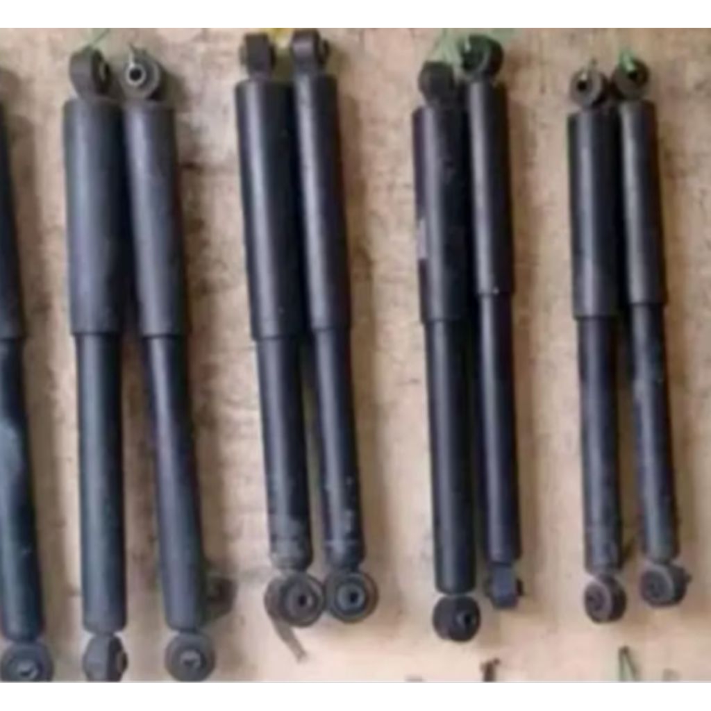 shockbreaker shock belakang toyota avanza xenia barang asli original copotan masih bagus normal satu