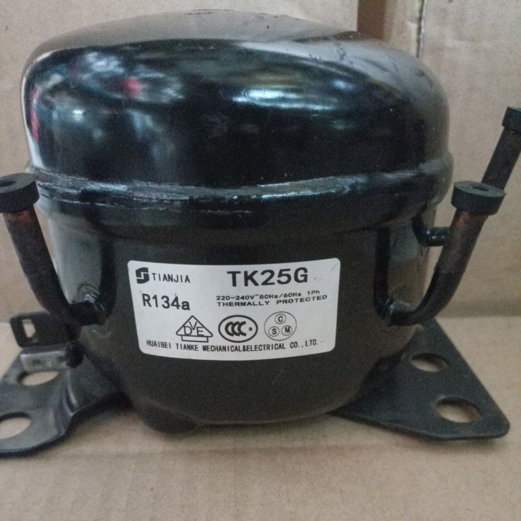 Kompresor Dispenser 1/10pk TK25G kompresor kulkas 1 pintu 1/10pk TK25G 220-240V 50Hz-60Hz Freon R134