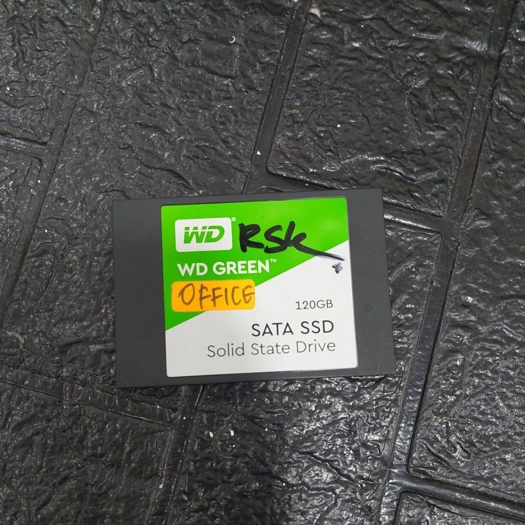 ssd sata wd green 120gb rusak