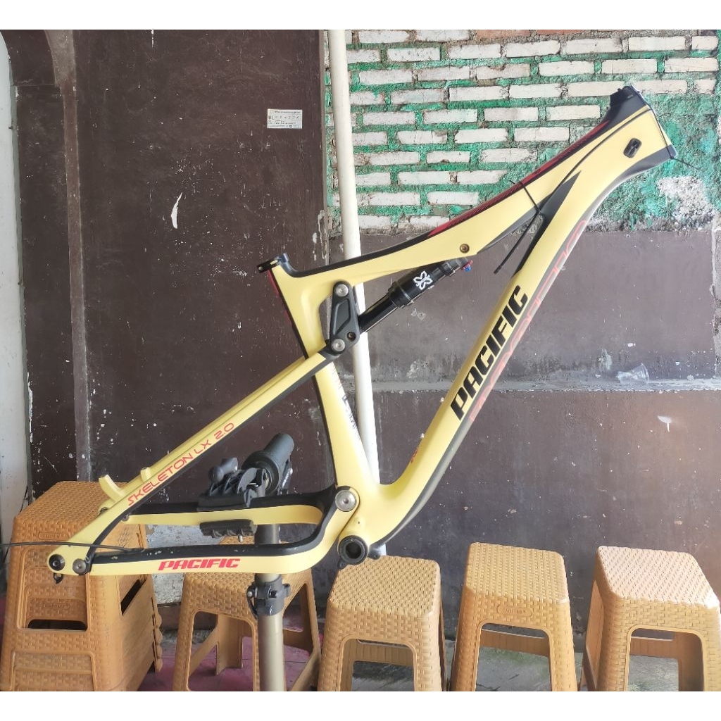Frame Sepeda pacific Carbon Skeleton lx 2.0 27.5