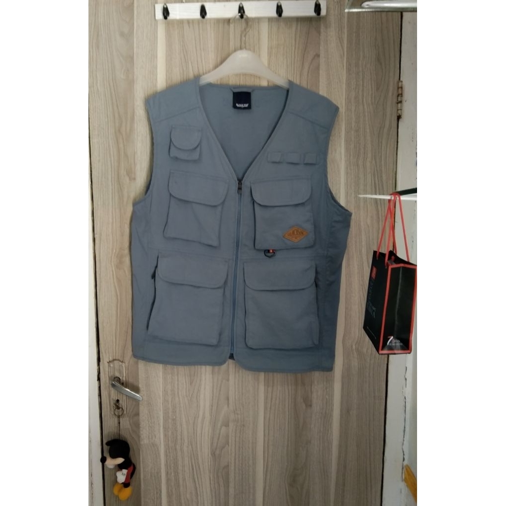 VEST TACTICAL BLACK YAK
