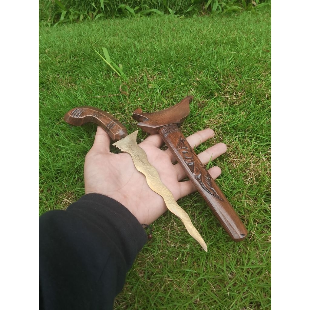 Keris Mini Kuningan Lafadz 15cm Hiasan Dinding