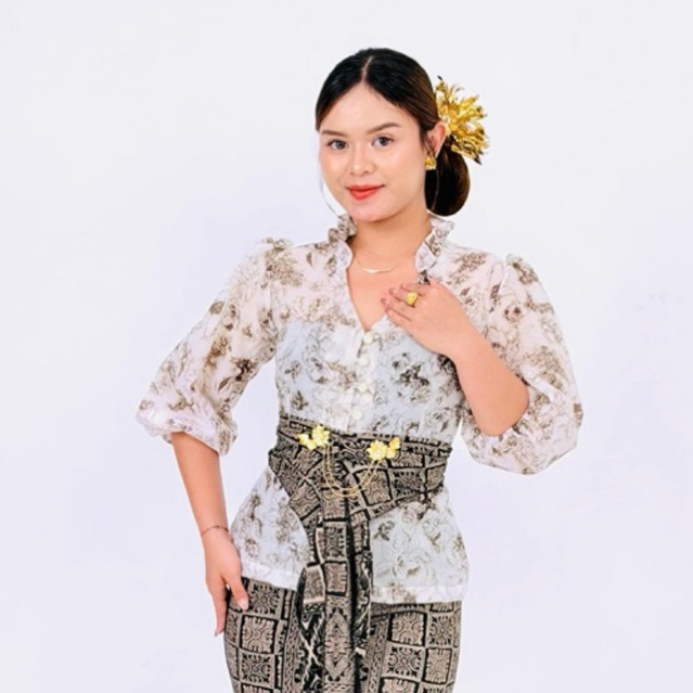 DONAKEBAYABALI | KEBAYA JADI BALI FASHION SIFON LUKIS KEKINIAN