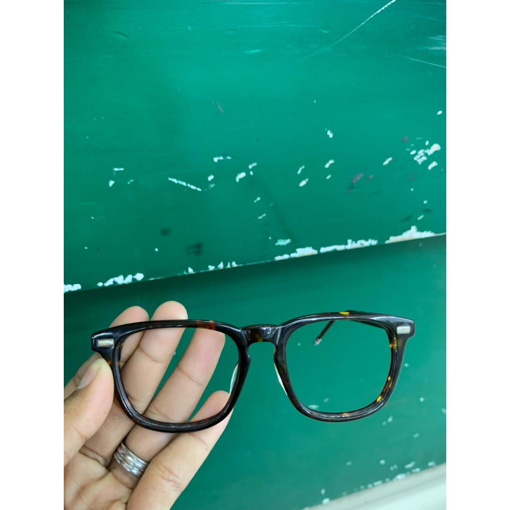 kacamata second serasa baru thom brown leopard