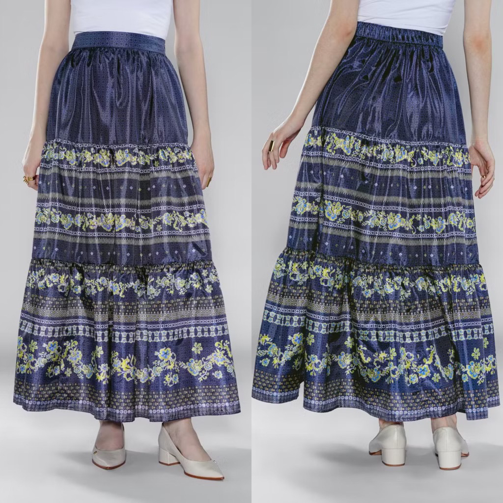 Benang Jarum Pleats Skirt NEW WITH TAG