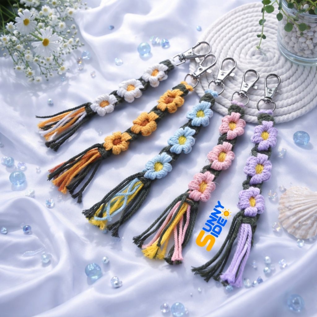 Gantungan Kunci Makrame Macrame Flowers Keycain Daisy Bag Charm Souvenir Handmade