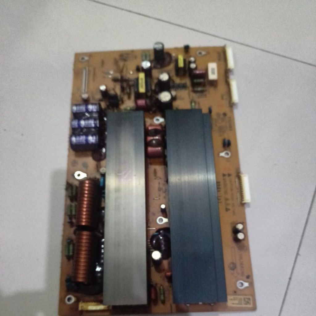 Y main. ysustain tv plasma LG 42PT350R