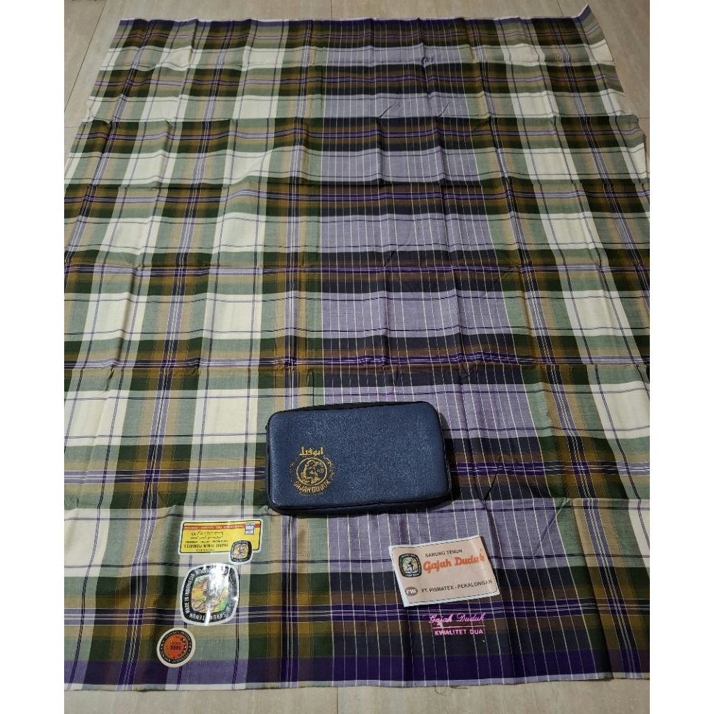 GAJAH DUDUK DOMPET JADULAN