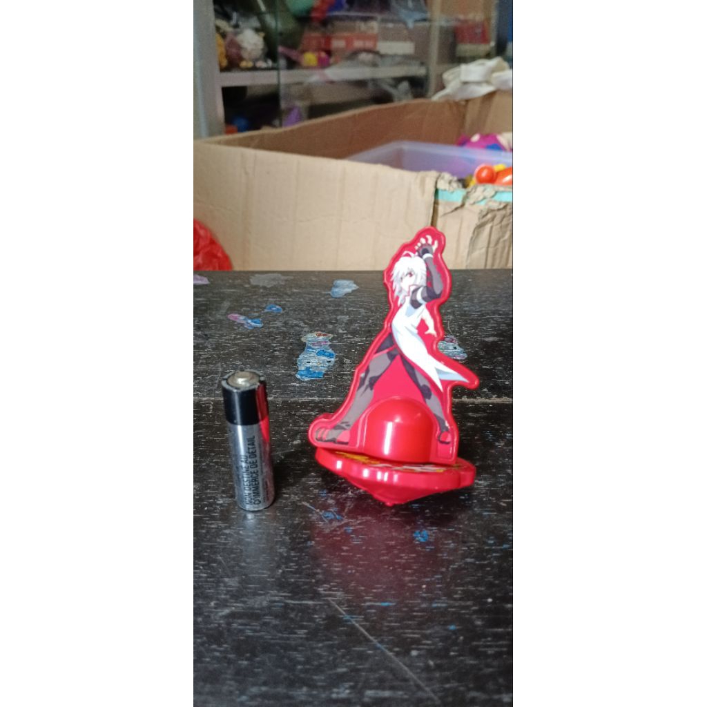 happy meal gasing beyblade burst red preloved