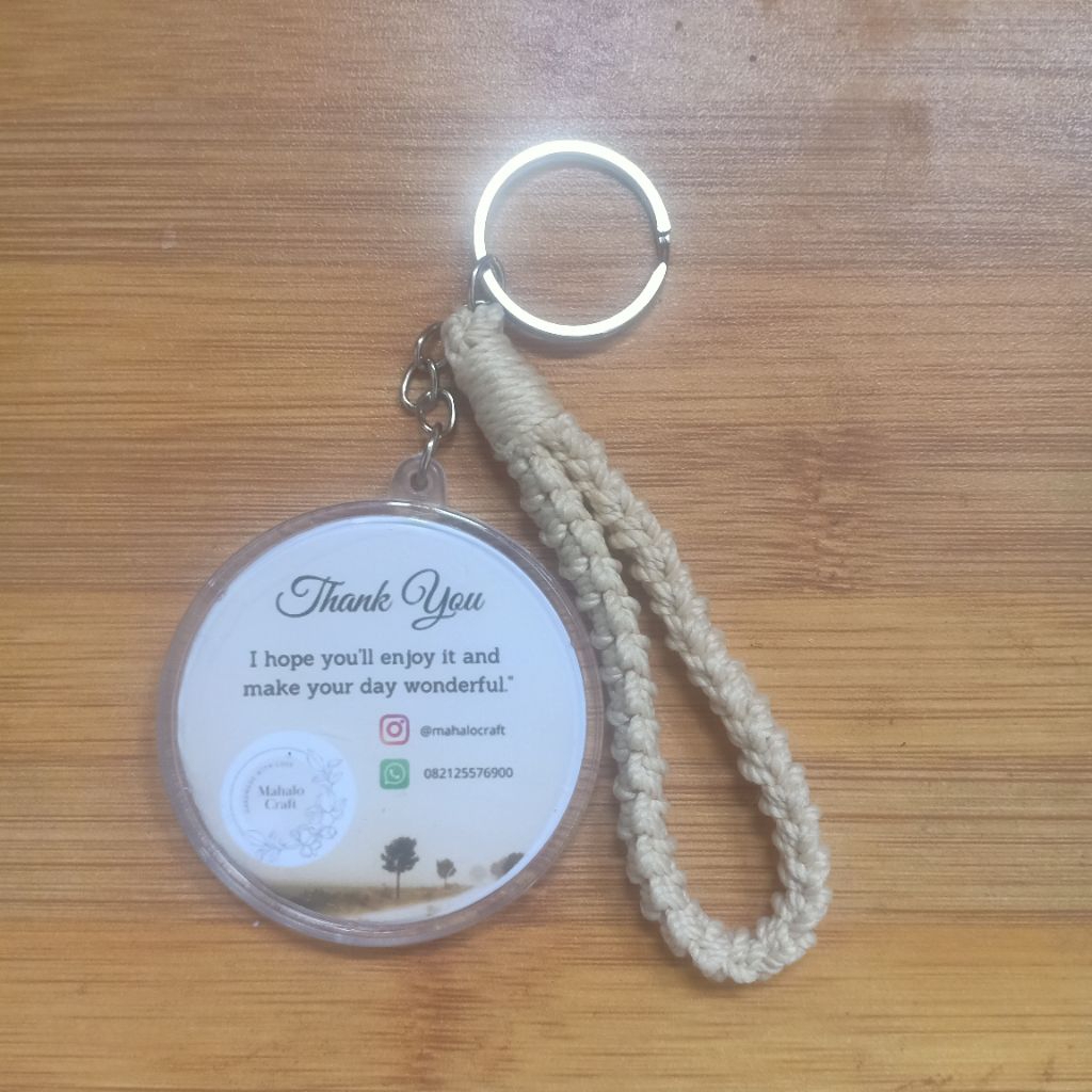 Gantungan Kunci Akrilik Custom 2 Sisi, Desain Bisa Dibuat Sendiri , dengan tali rajut