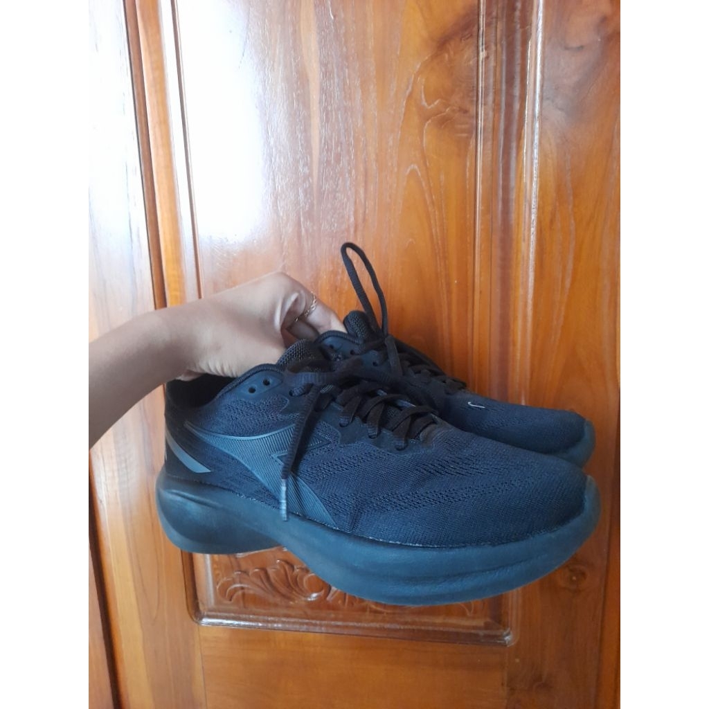 Prelove Diadora Running Shoes Full Black Size 38 Unisex