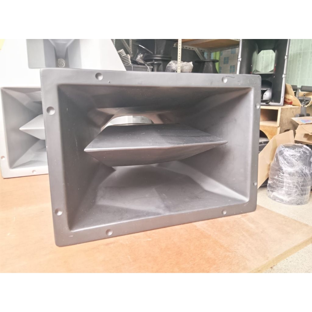 horn f1 single 10 in