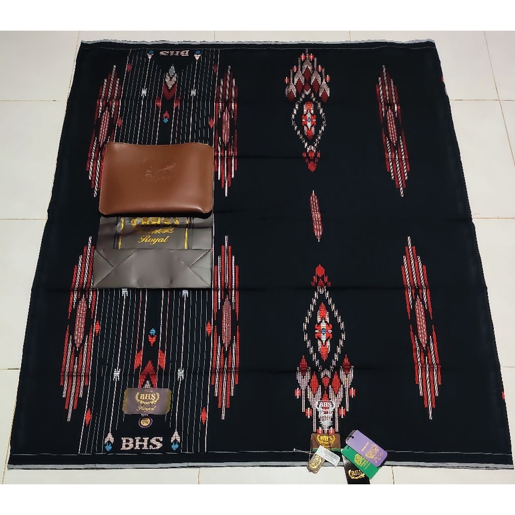 BHS ROYAL STB GOLD HITAM MERAH JAHIT TENGAH