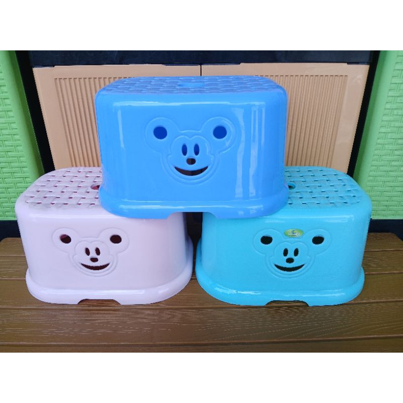 Bangku Plastik Cornelius Jojodog Plastik Kursi Plastik Cornelius