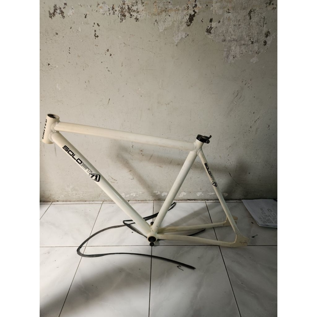 frame soloist 71( NOS)
