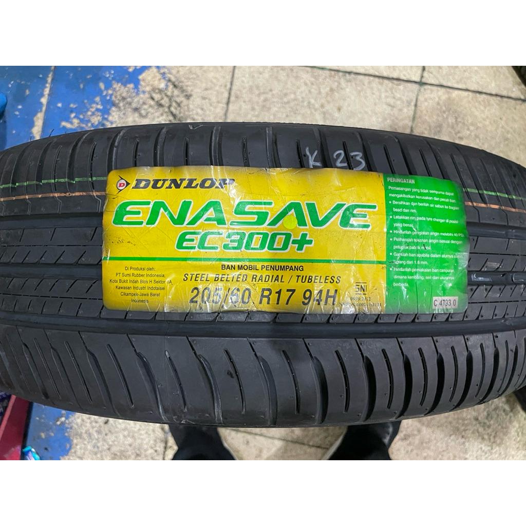 Ban Dunlop Enasave EC300+ 205/60 R17