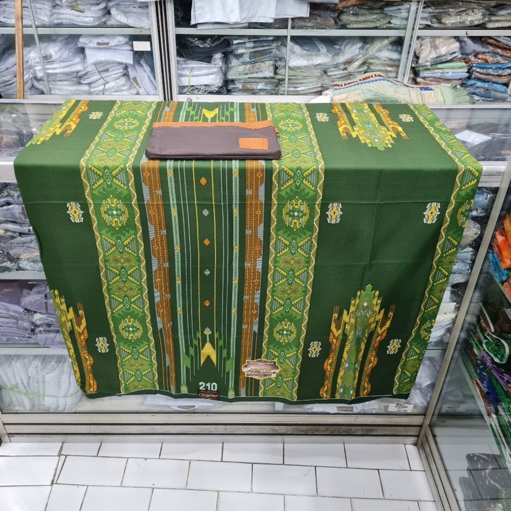 Sarung Pria Dewasa Huriyah Motif Songket Printing Bahan Rayon Kemasan Dompet