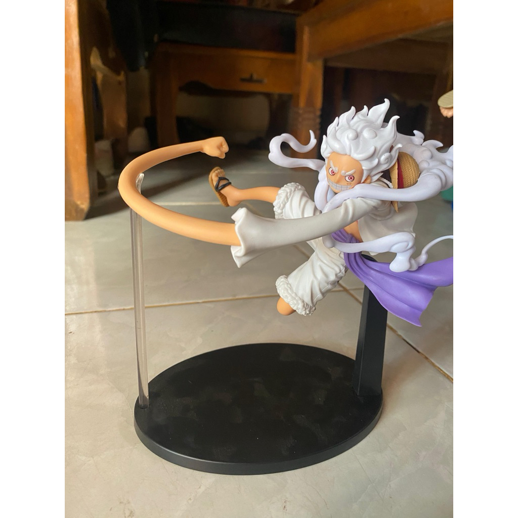 banpresto luffy gear 5
