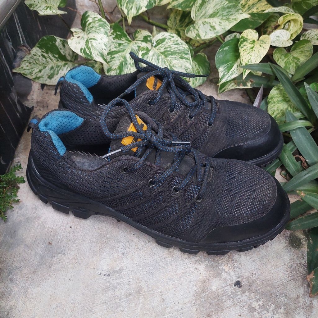 sepatu safety second krisbow size 44(29cm)