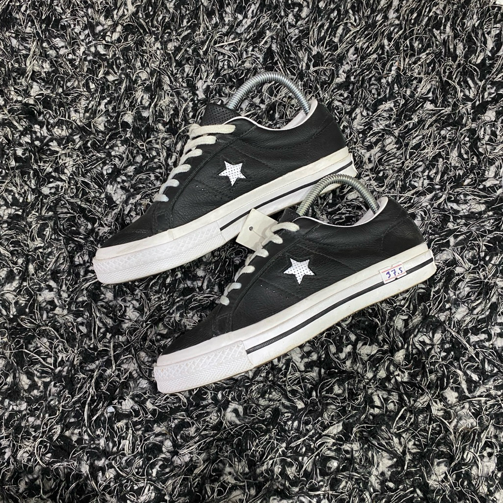 Converse One Star Leather