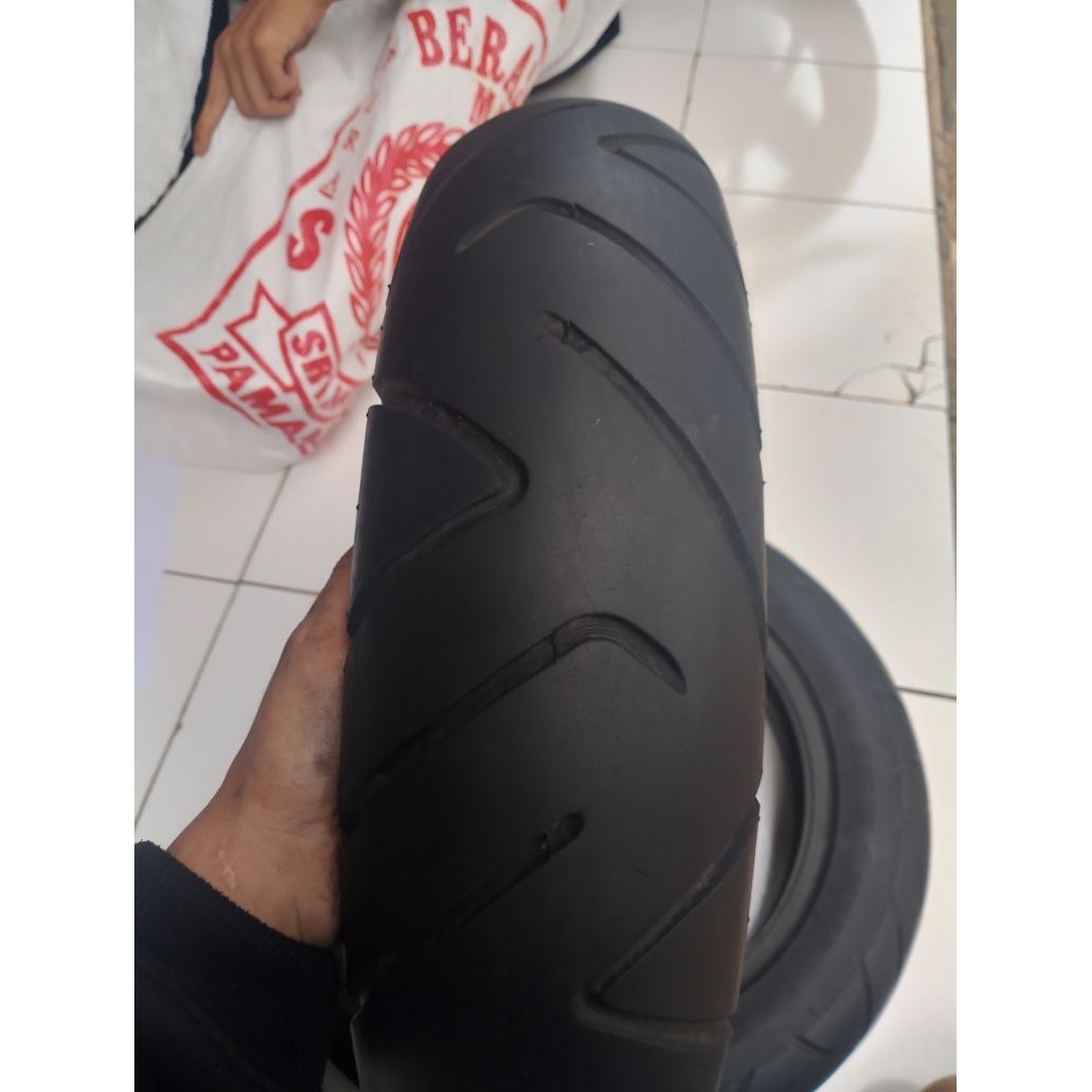 BAN BELAKANG SCOOPY DONAT