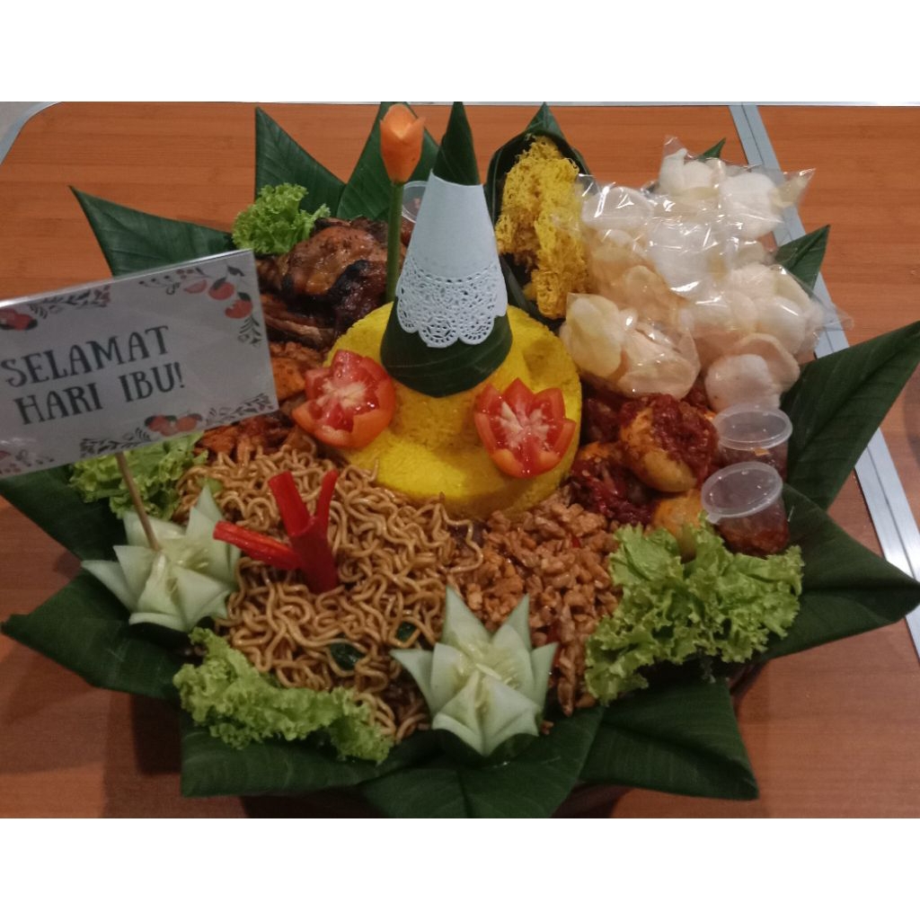 Tumpeng nasi kuning super lengkap 5 orang