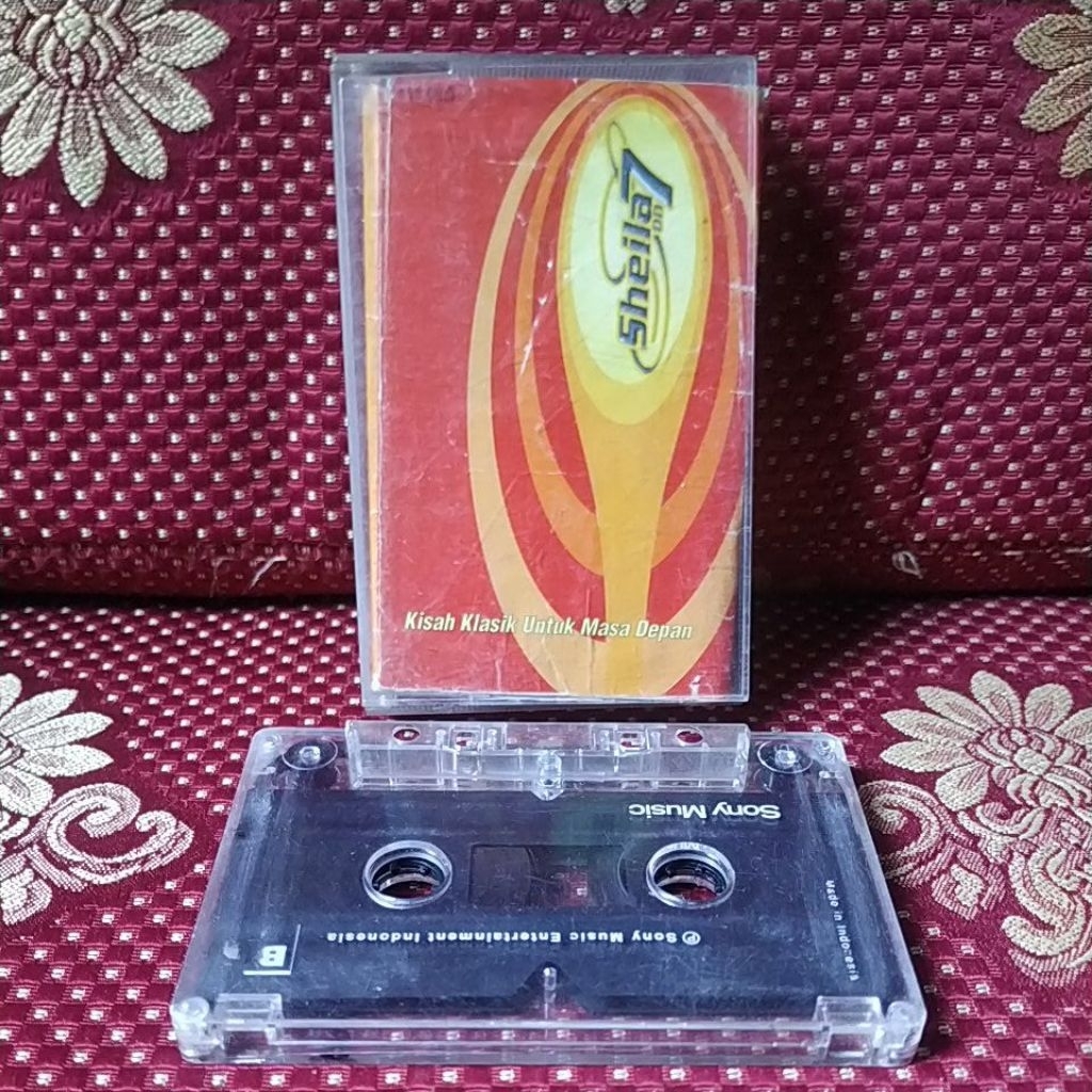 kaset pita cassette tape sheila on 7 kisah klasik untuk masa depan