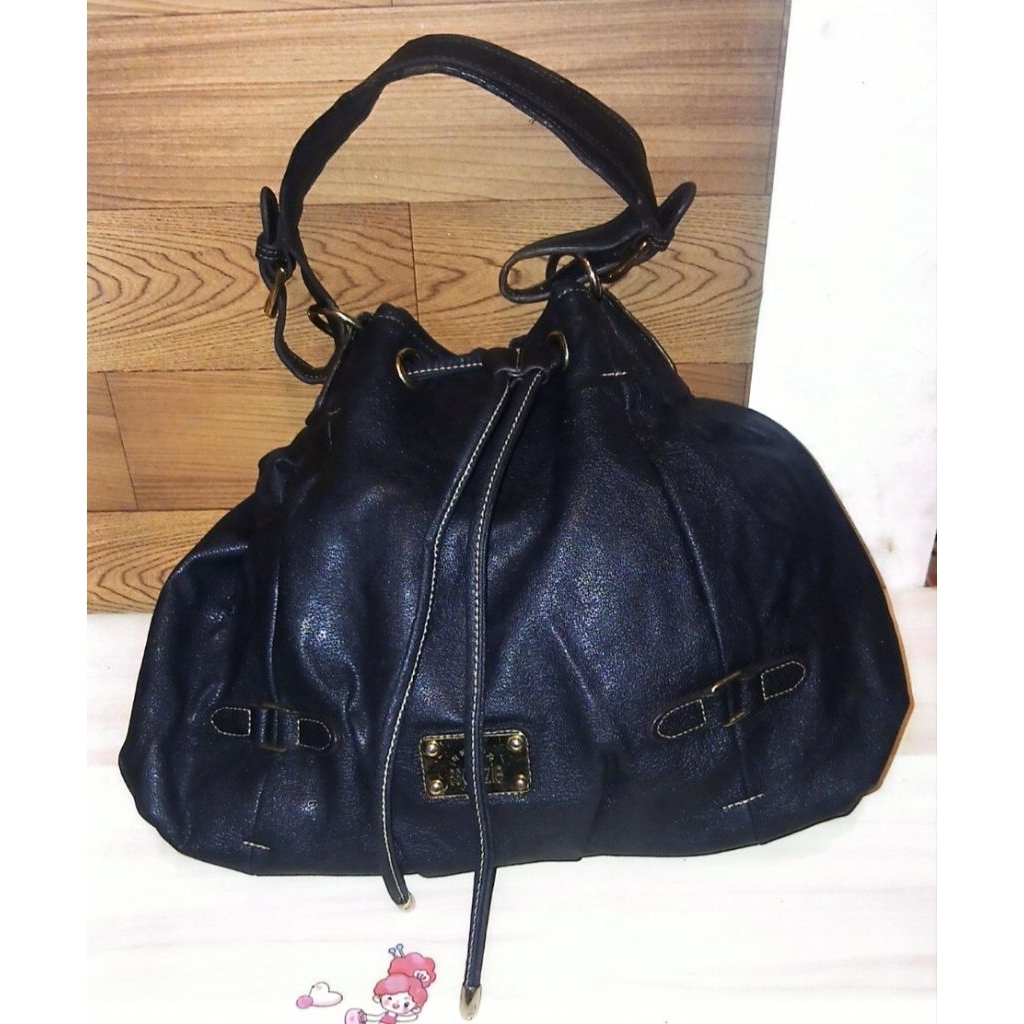 Preloved Kulas Ssamzie Tas Wanita Serut Kulit Hitam