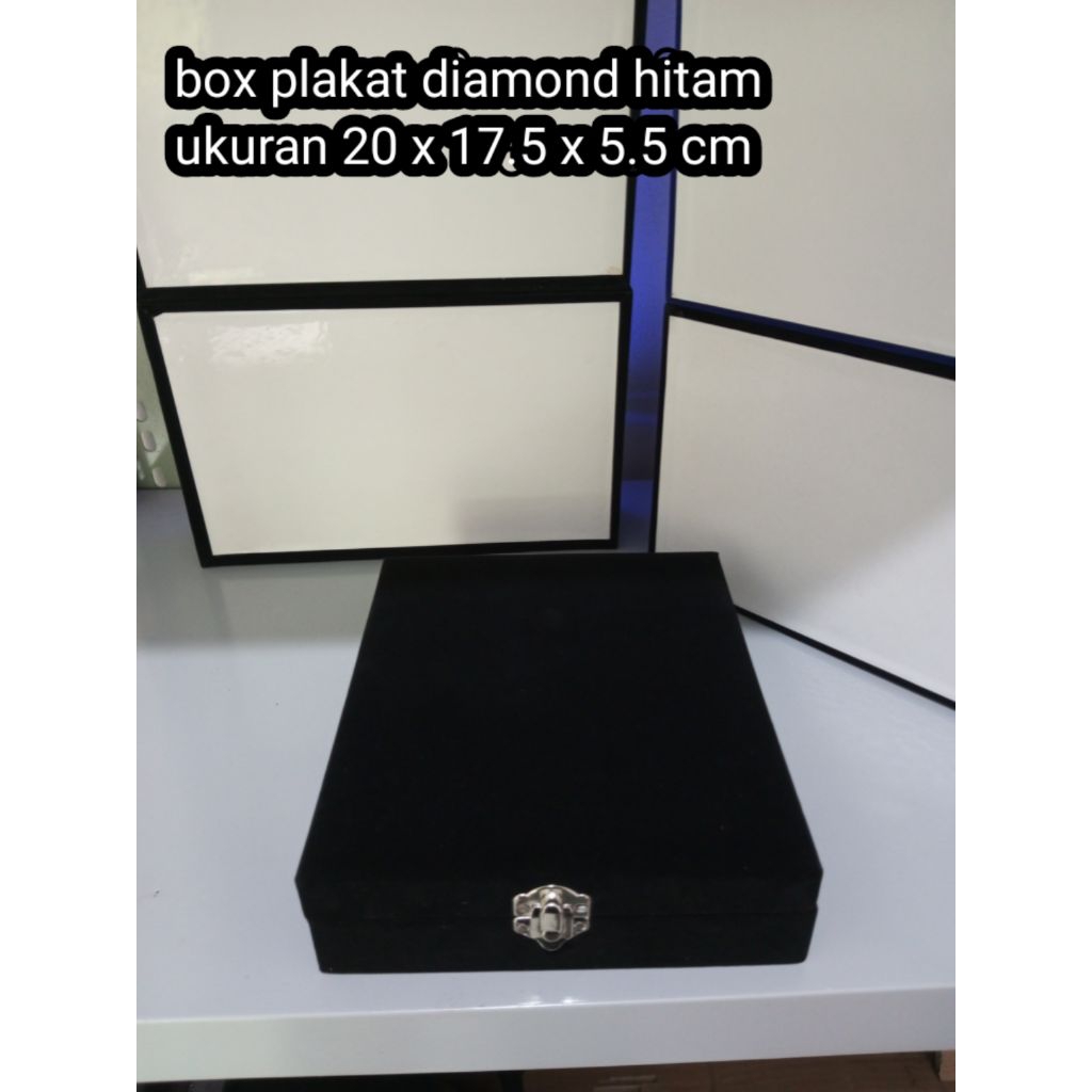box plakat diamond hitam | box penyimpanan | box plakat acrylic | kotak perhiasan | box multifungsi 