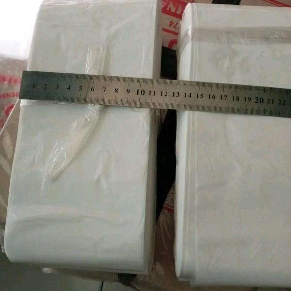 Plastik tempe doff putih susu lebar 11 cm panjang 250 meter