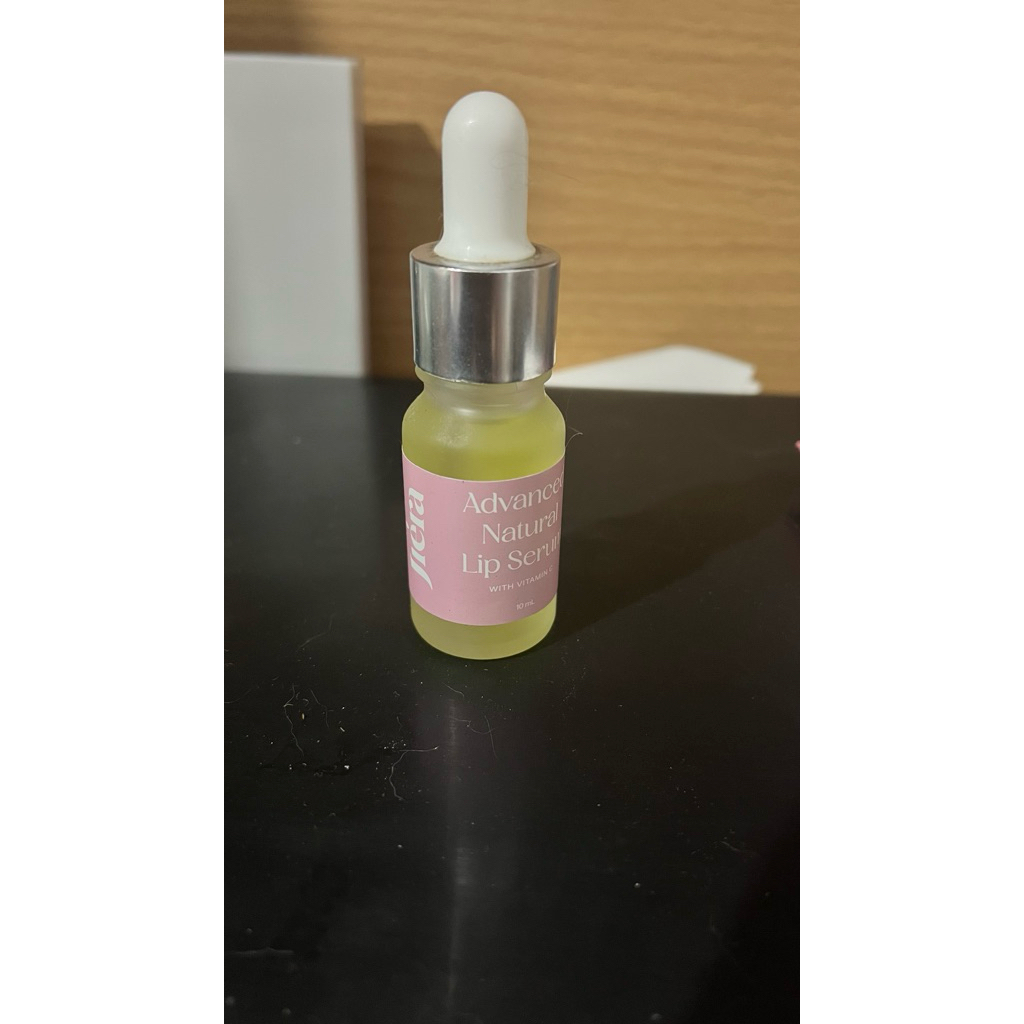 Lip serum Jiera