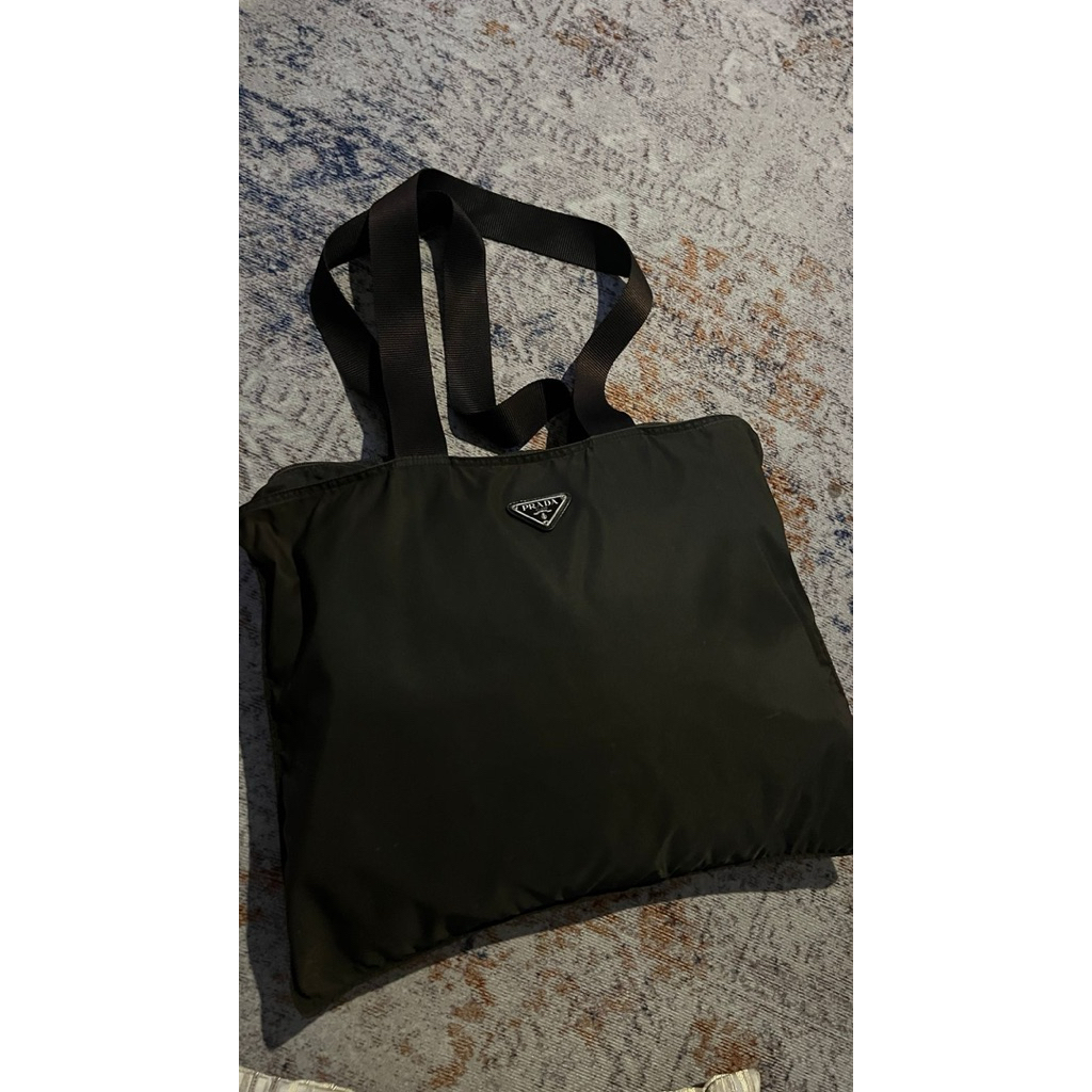 prada totebag nylon