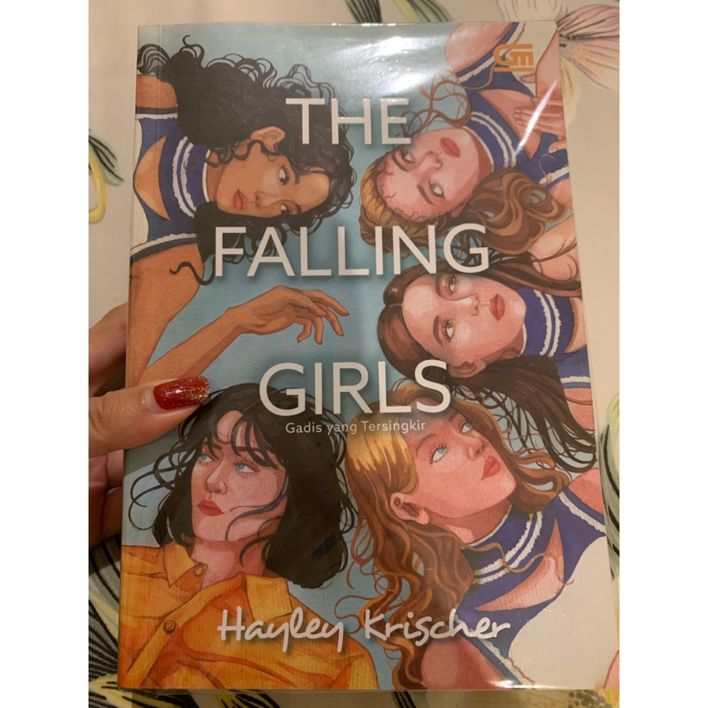 Jual preloved novel “The Falling Girls”