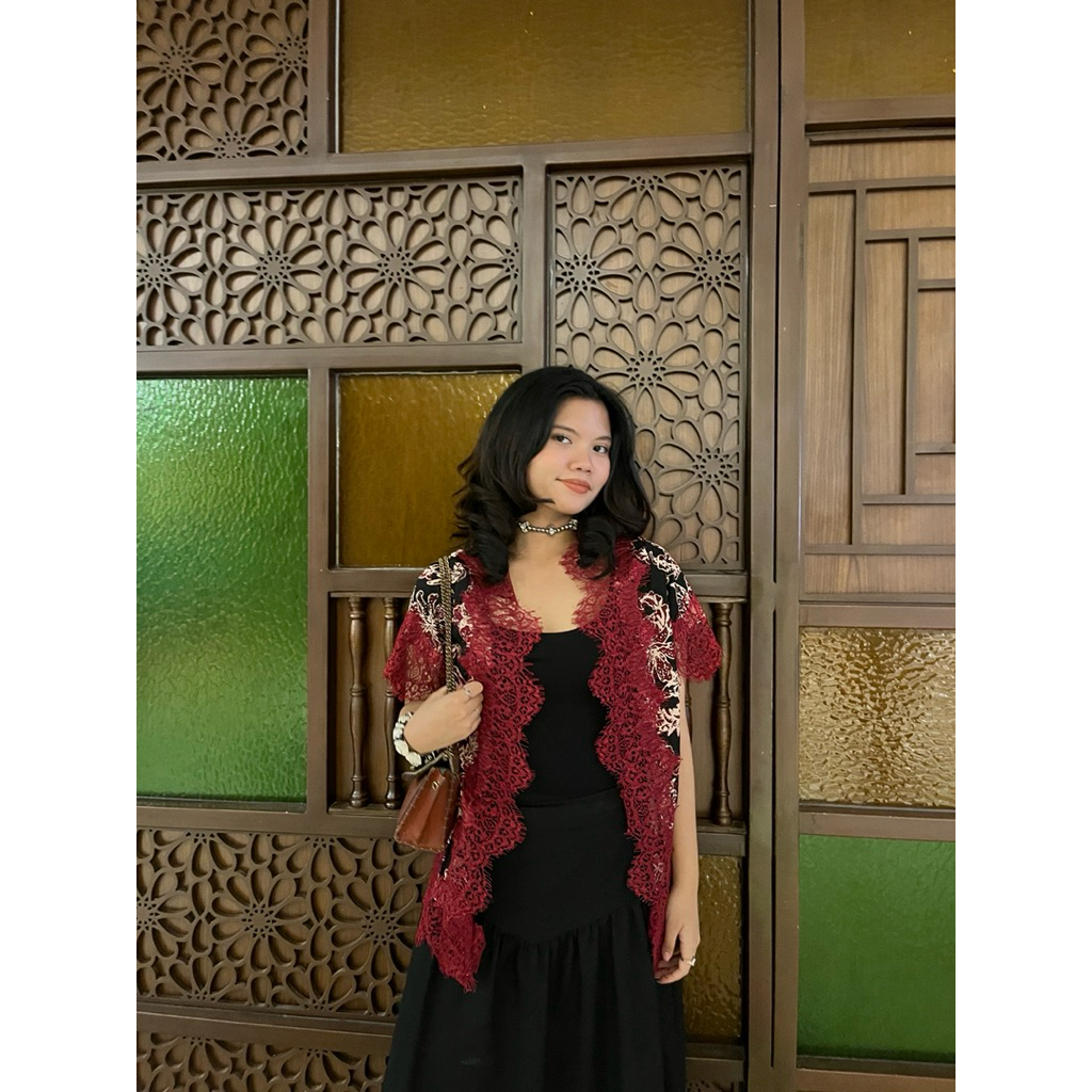 Kenangga Batik | Stapak Kain | Outer Batik Renda | Batik renda merah | Batik Cap | Atasan Batik Wani