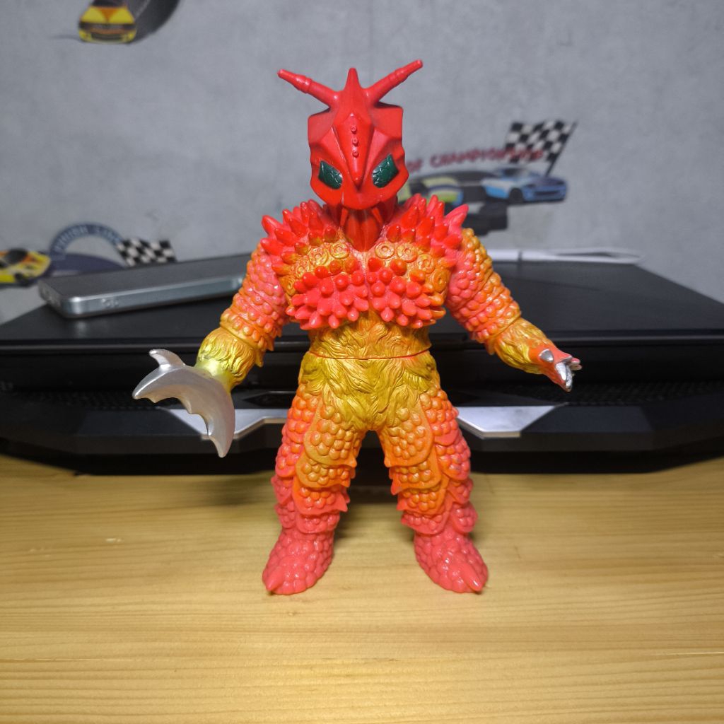 Ultra Monster Series Yapool 1994 | Sofubi Kaiju Ultraman Ace