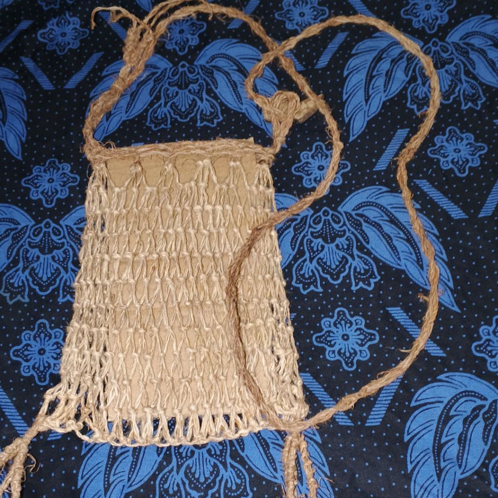 Tas Koja Baduy 15×21 cm Original – Anyaman Handmade Khas Baduy, Kuat, Unik & Limited Edition”