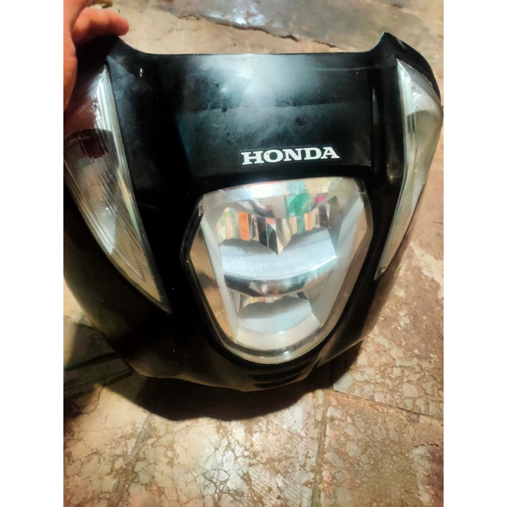 TAMENG, LAMPU DEPAN HONDA GENIO ORIGINAL COPOTAN